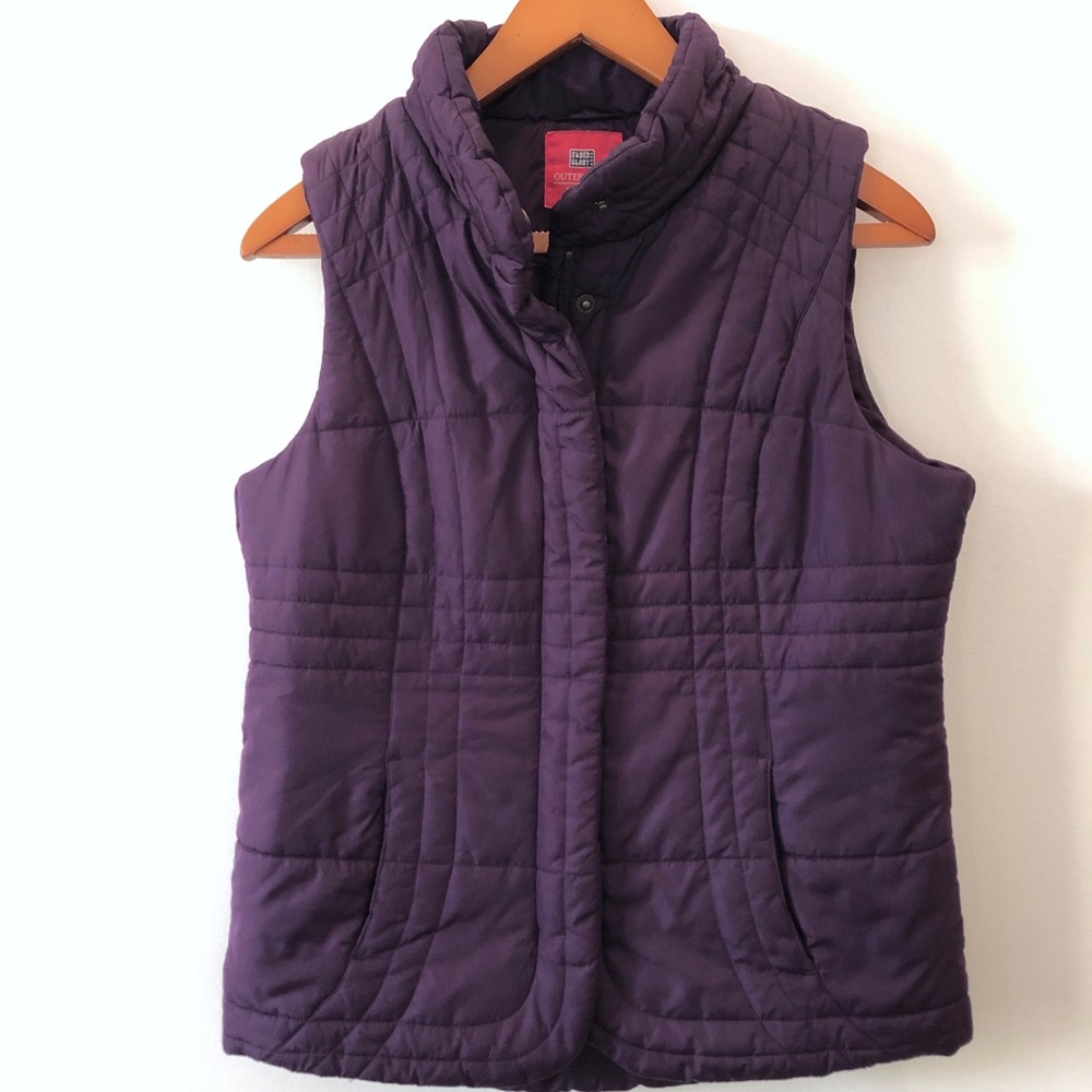 Faded Glory puffer vest-size S